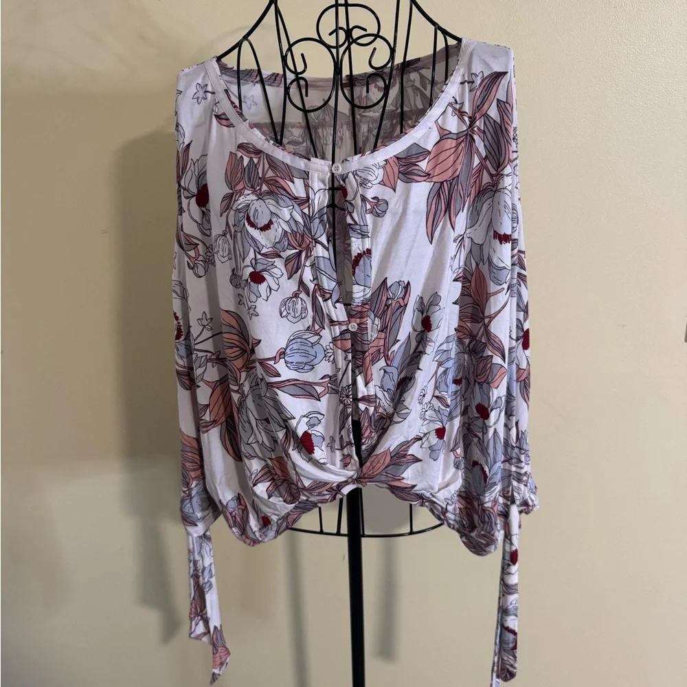 Free People Keeping on Top Blouse Size Medium